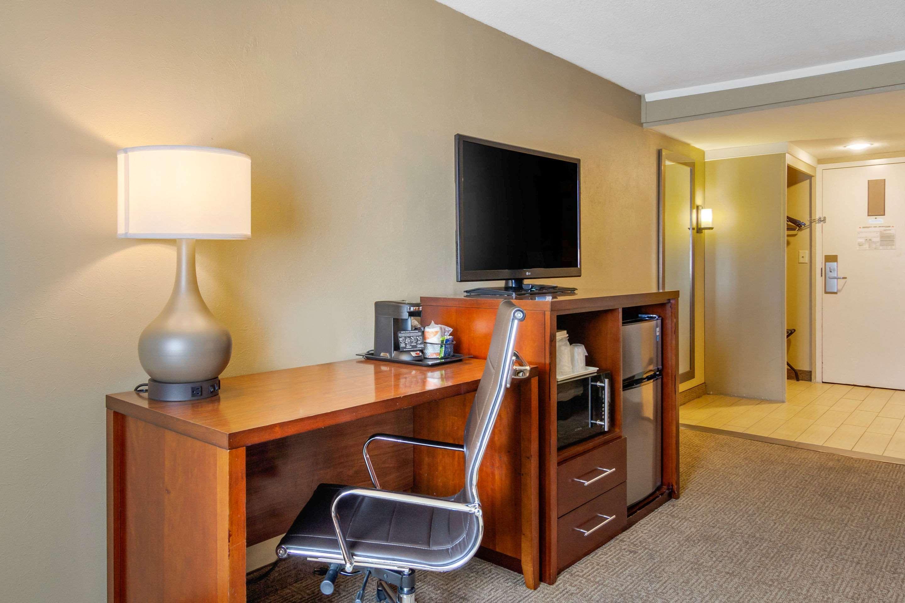 Central Inn Hotel DEN