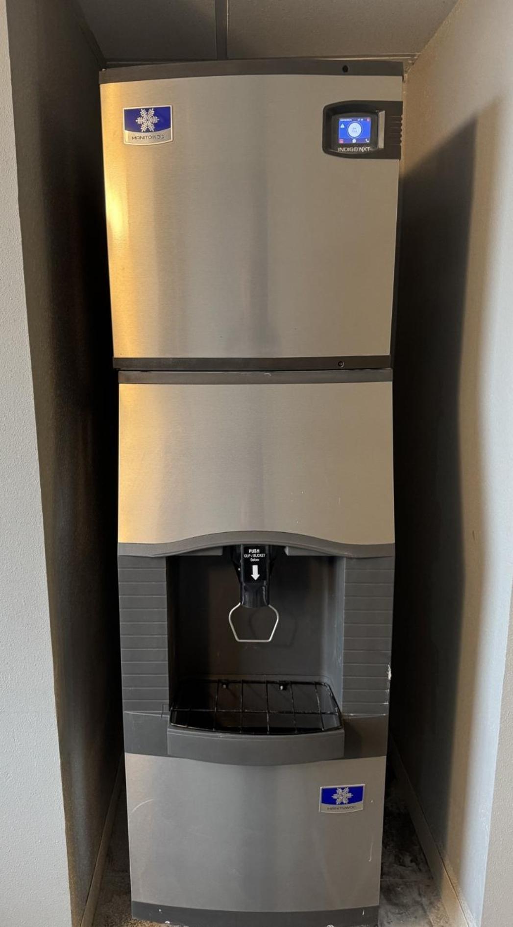 Central Inn Hotel 3*