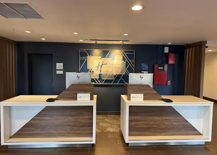 Holiday Inn Express Denver Central - North