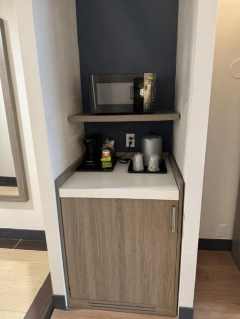 Express - North 3*